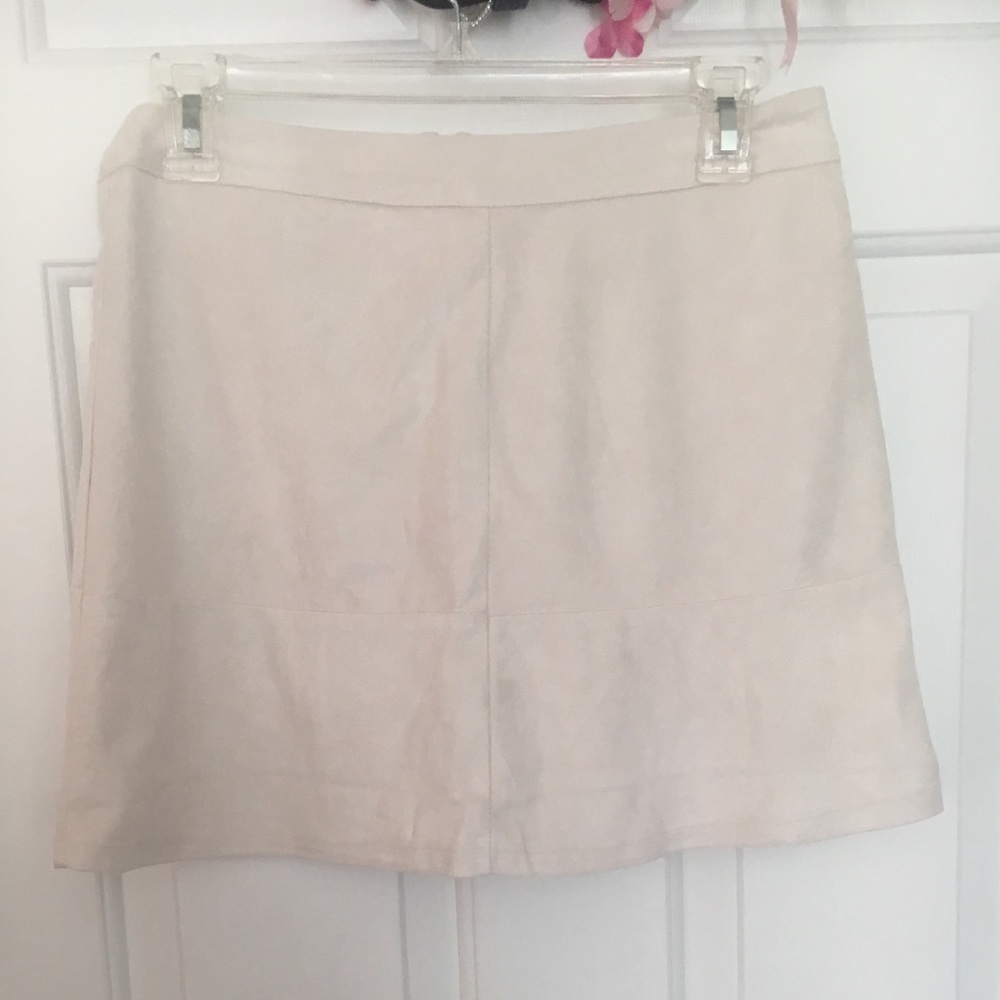 NWT Lulu’s 60s vintage suede mini skirt